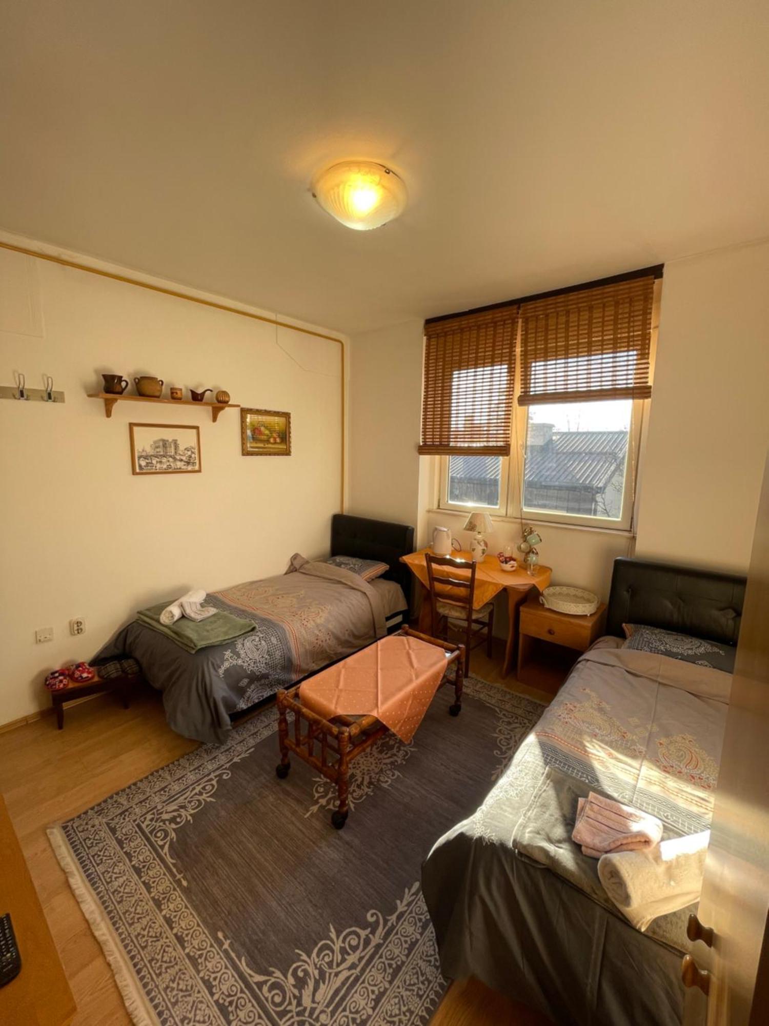 Rooms Ada ซาราเยโว ภายนอก รูปภาพ